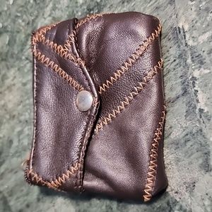 Small Brown Patch Leather Guand Tong Coin Purse